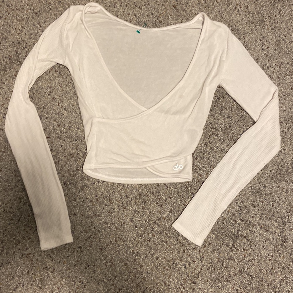Alo Yoga White Wrap Around Top Long Sleeve